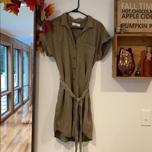 *NWOT* Carly Jean Los Angeles Mini Dress